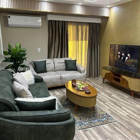 Skyline Luxury Suites 5 Mins From Cairo Airport Exterior foto