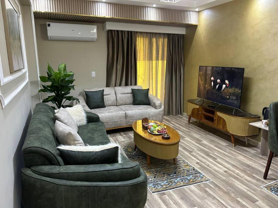 Skyline Luxury Suites 5 Mins From Cairo Airport Exterior foto