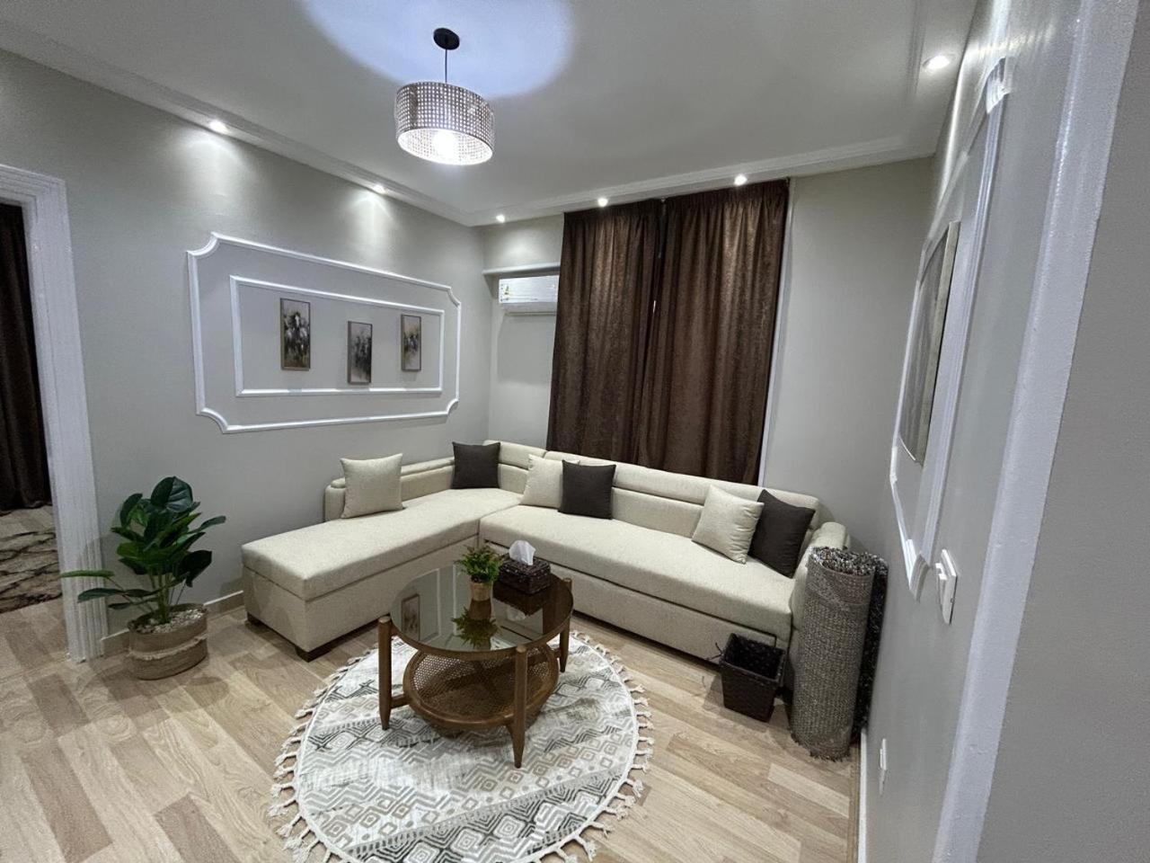 Skyline Luxury Suites 5 Mins From Cairo Airport Exterior foto